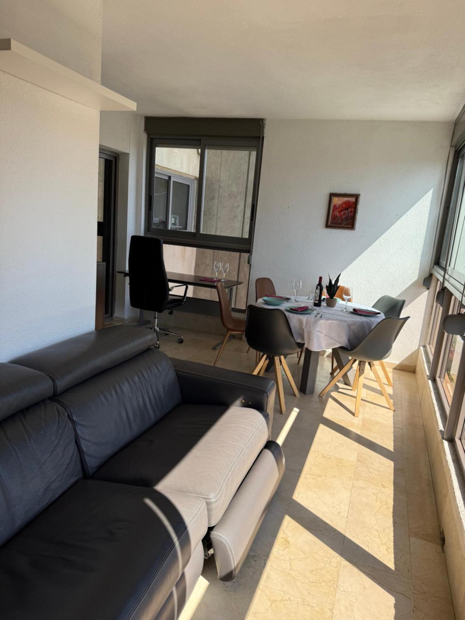 Appartement Beautifull In *